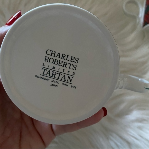 VINTAGE Charles Roberts tartan Christmas cup‎ mug set of 2 - Picture 2 of 5